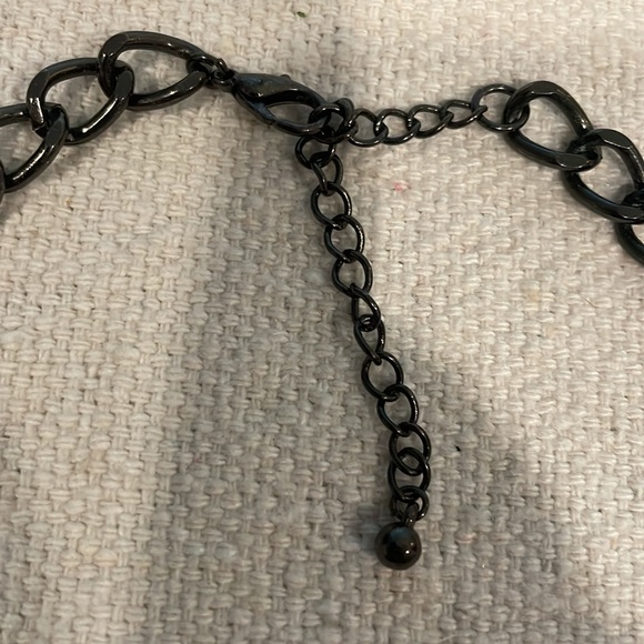 Pewter and gray layered necklace and 3 stretch bracelets with ribbon, NWOT, NEW - Picture 2 of 4